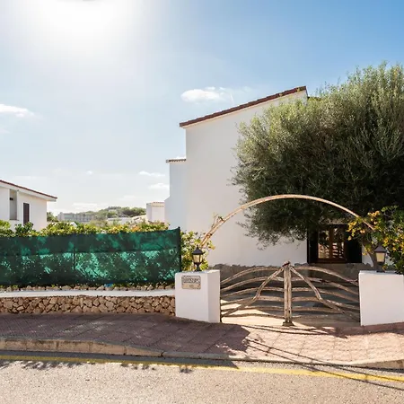 Ullastres Ii بونتا غروسا