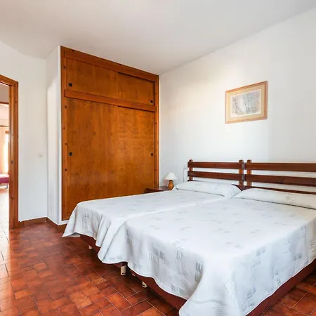 Ullastres Ii * Punta Grossa