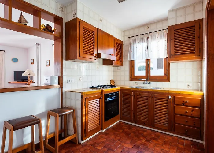 Ullastres Ii Apartment *